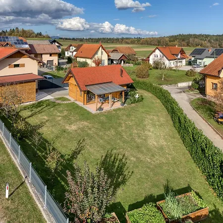 Wood House Bela Krajina With Sauna Dragatuš